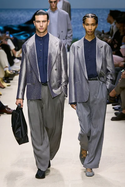 Look 61
